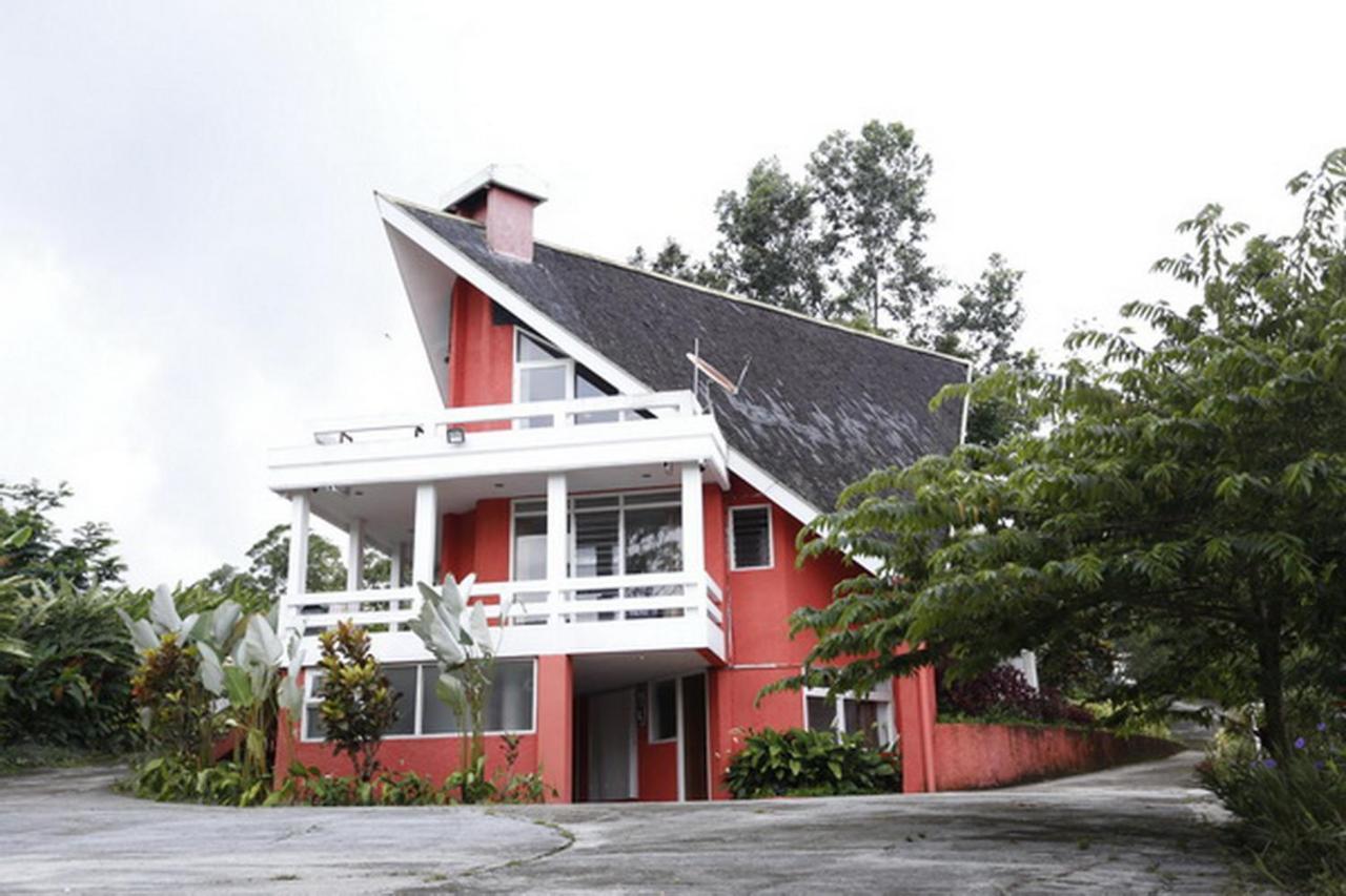 Villa Alam Indah By Anrha Bogor Exterior photo